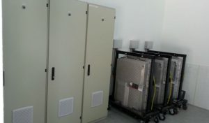 Une capacité de stockage garantie de 11 kWh par batterie.