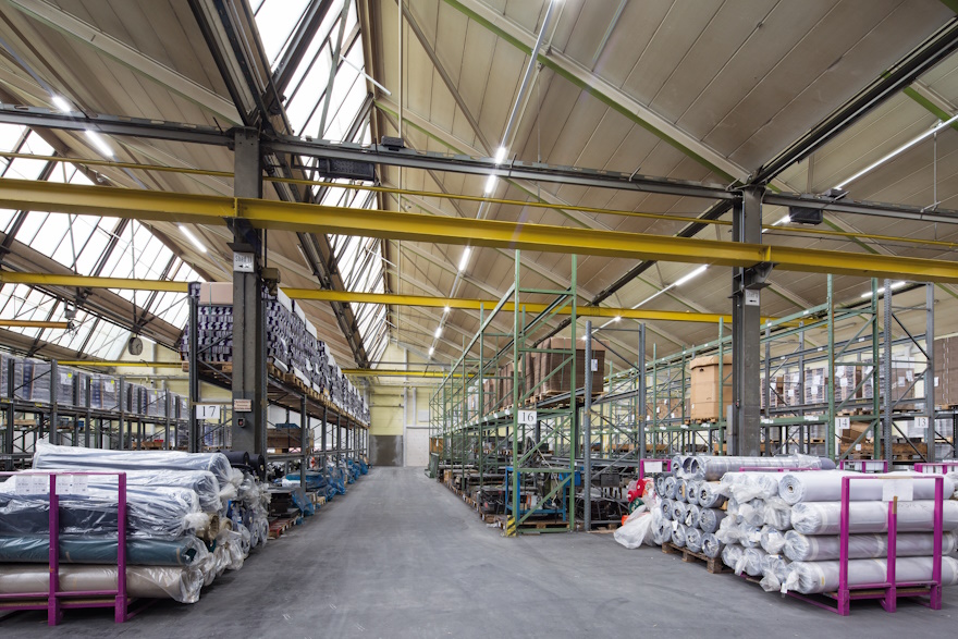 Photo de centres logistiques et entrepôts. Éclairage entrepôts Gabler, par Ridi