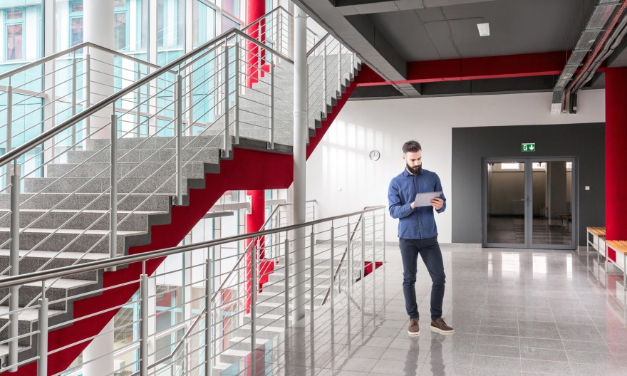 Kaufel® lance sa nouvelle offre de services d’éclairage de sécurité