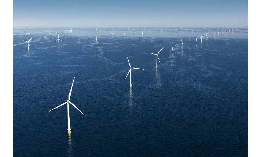 Hitachi Energy devient le partenaire global d'Ørsted pour les systèmes électriques destinés à l'éolien offshore