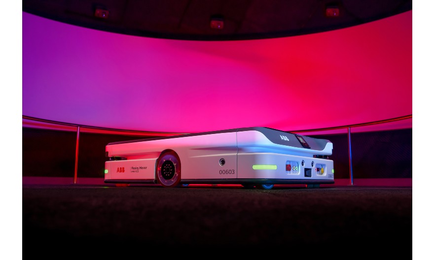 ABB Robotics présente l’AMR P603V : le plus compact de sa catégorie, impulsé par l’IA pour des charges jusqu’à 1500 kg