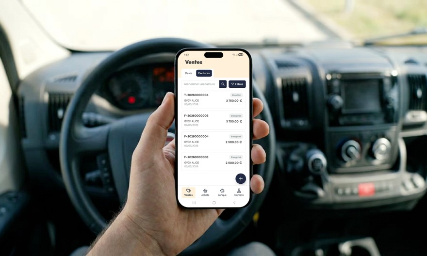 evoliz lance une nouvelle application mobile de gestion comptable à destination des métiers de terrain