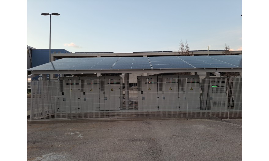 Socomec s'associe à PowerUp pour fournir des solutions d’analyse de batteries de pointe alimentées par l’IA